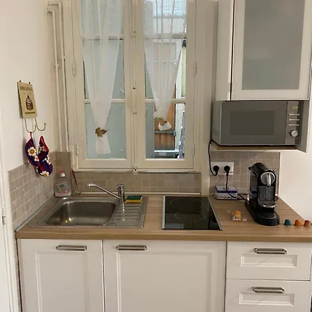 Cosy, Charming With Courtyard * Παρίσι