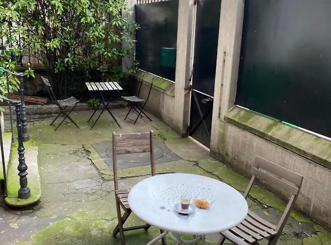 Appartamento Cosy, Charming With Courtyard