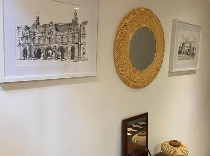 Cosy, Charming With Courtyard Appartamento *
