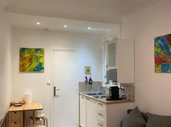 Appartamento Cosy, Charming With Courtyard *
